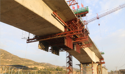 中鐵五局銀西鐵路涼水灣特大橋連續(xù)梁順利合攏 工程建設(shè)取得關(guān)鍵進展